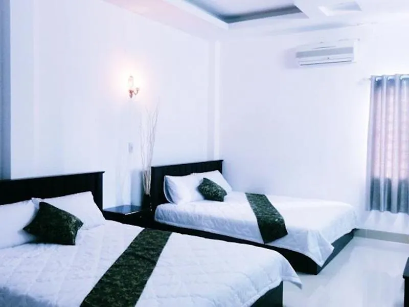 **  Phong Luu Hotel Nha Trang Vietnam