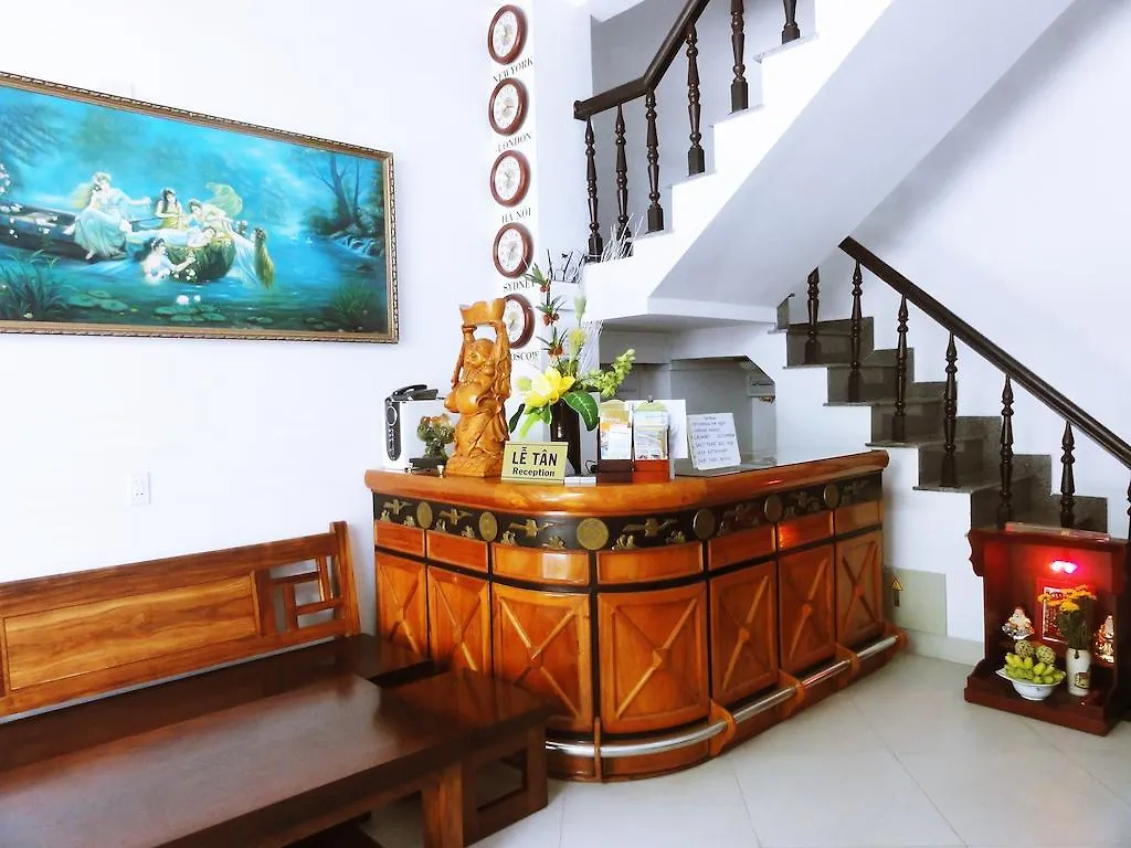 Phong Luu Hotel Nha Trang