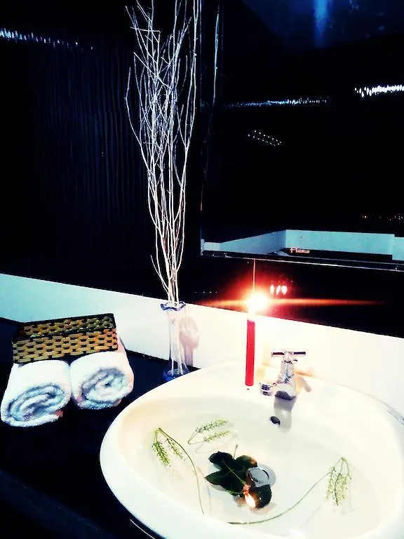 Phong Luu Hotel Nha Trang